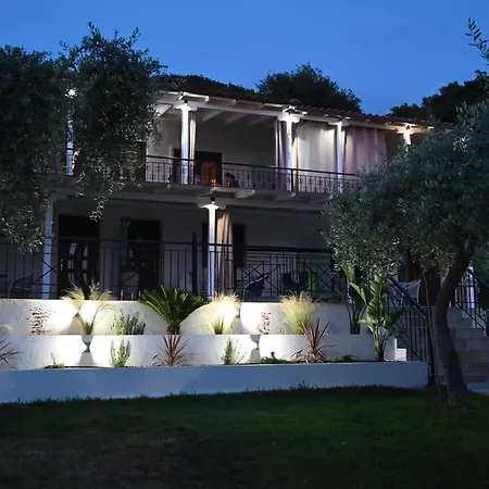 Sissy's San Antonio Thassos Апартаменты *