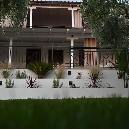 Апартаменты Sissy's San Antonio Thassos *