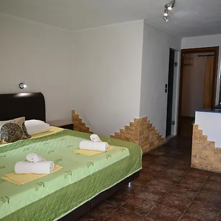 Sissy's San Antonio Thassos Apartman *
